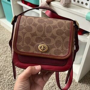 New！COACH Crossbody 16 In Signature Bag
